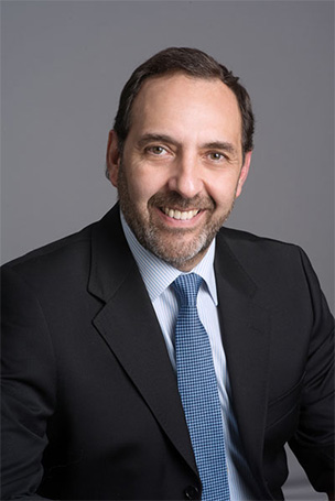 Dr. Guillermo Bourget at Arista Dental Clinic Maple Ridge, BC V2X 2T4